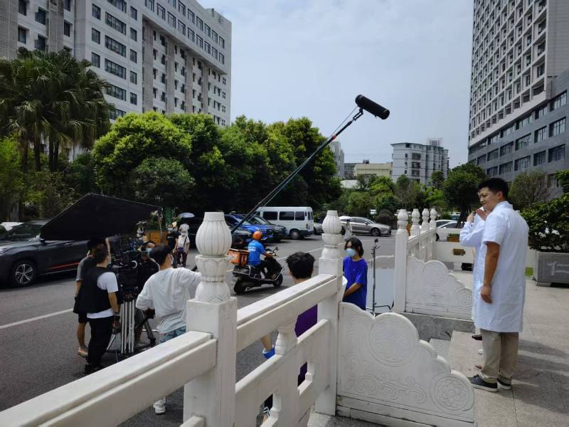 海林市广告片拍摄公司低成本实现高规格制作的诀窍
